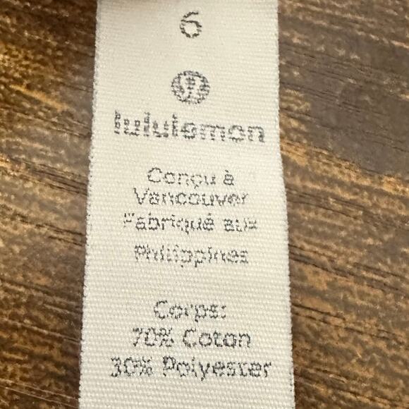 Lululemon Scuba Jogger 7/8 length Size 6 Black - Picture 4 of 7